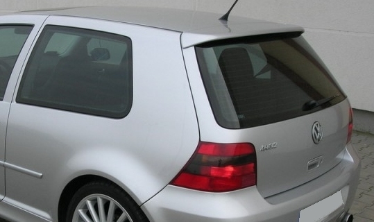 VW Golf IV tetőszárny