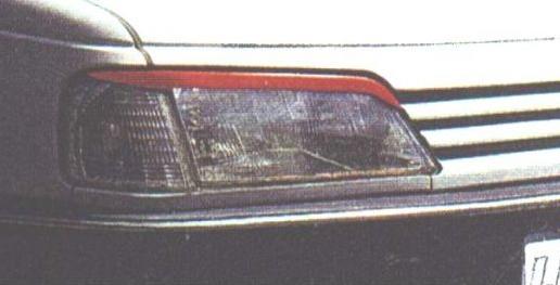 Peugeot 405 szemöldök